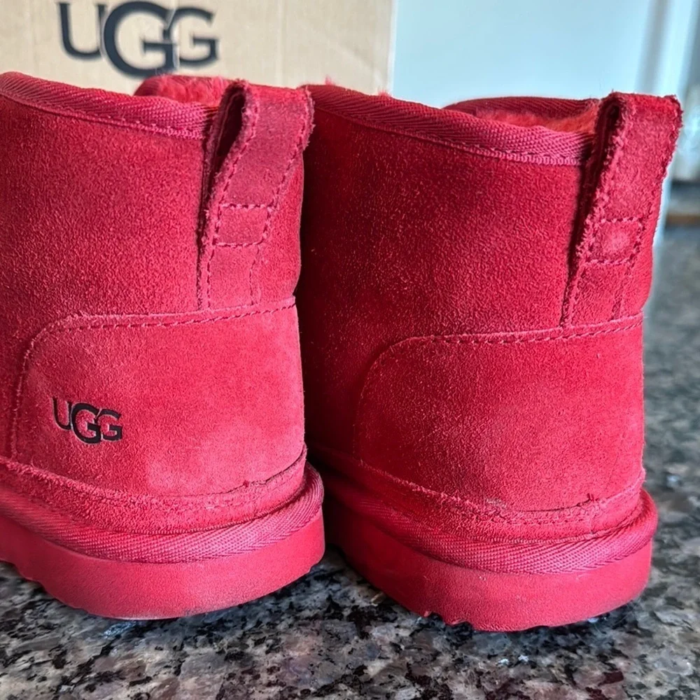 UGG Red Suede lace Booties 5 EUC